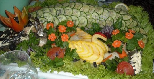 Фаршированная щука в духовке запеченная