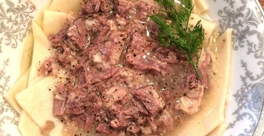 Бешбармак из говяжьих ребер