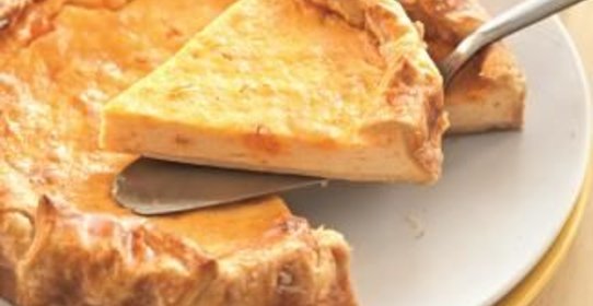 Пирог с творогом и цукатами