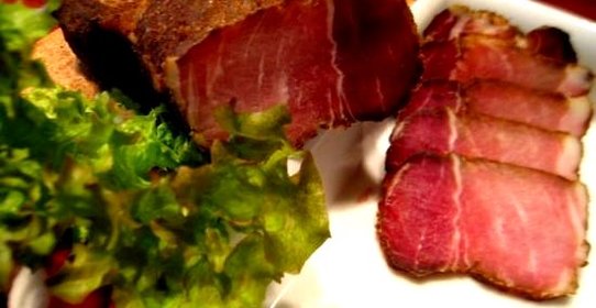 Сыровяленая свинина