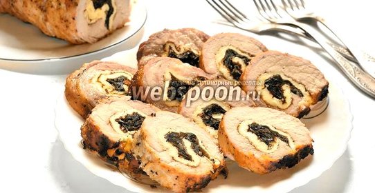 Мясной рулет с морской капустой