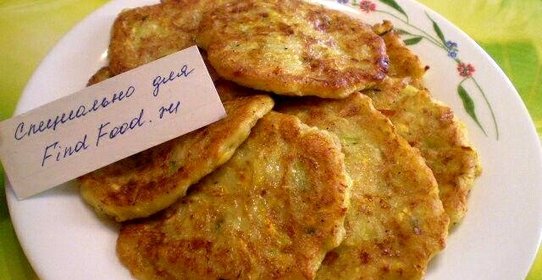 Оладьи кабачковые с сыром и чесноком