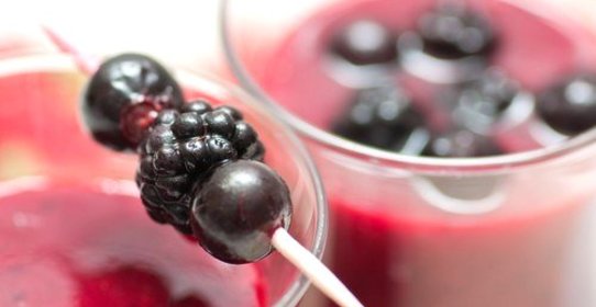 Кисель из сушеной черники или из сухих ягод шиповника