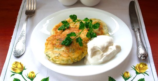 Оладьи с сыром и зеленью