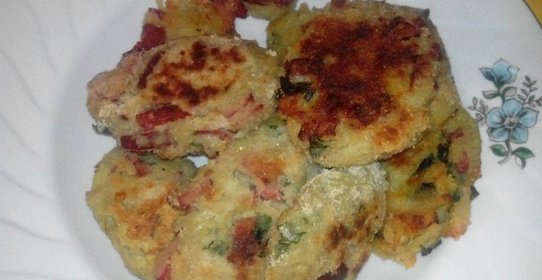 Биточки из картофеля с сыром