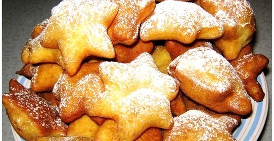 Ванильные пышки с сахарной пудрой