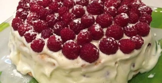 Торт с маскарпоне и малиной
