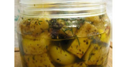 Маринованная моццарелла