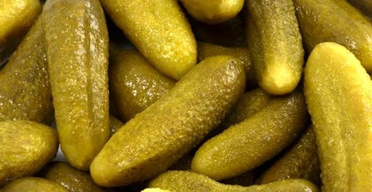 Соленые огурцы