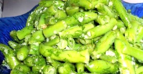 Салат из зеленой фасоли