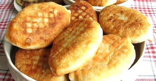 Быстрое тесто на пирожки жареные
