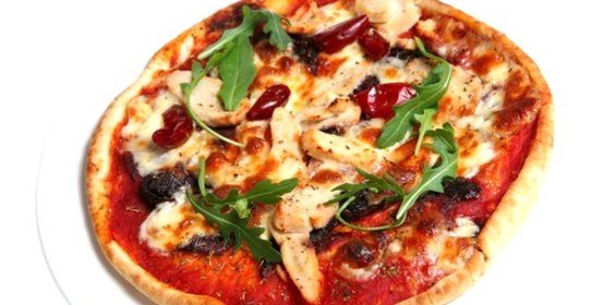 Пицца с маринованной уткой