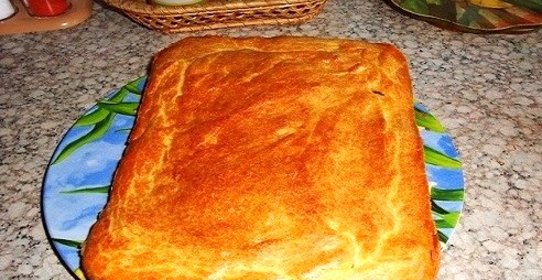 Пирог с рыбными консервами