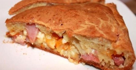 Сырный торт с ветчиной