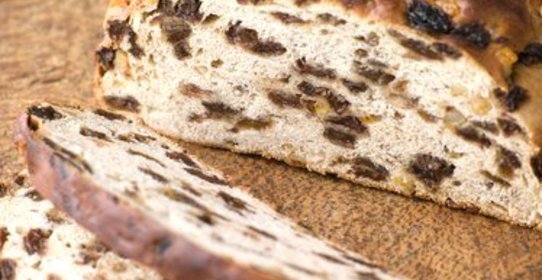 Тирольский хлеб с изюмом