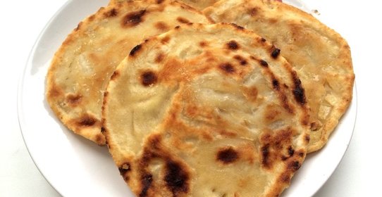 Луковые лепешки