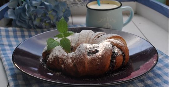 Булочки-веночки с джемом