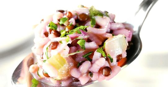 Рисовая каша с черной чечевицей