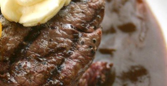 Филе миньон с имбирем и красным вином