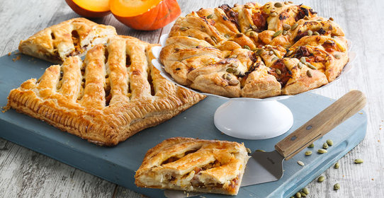 Пирог из тыквы с карамелизованным луком и фетой