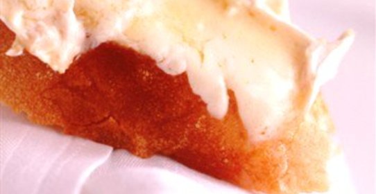 Гренки с куриной печенкой