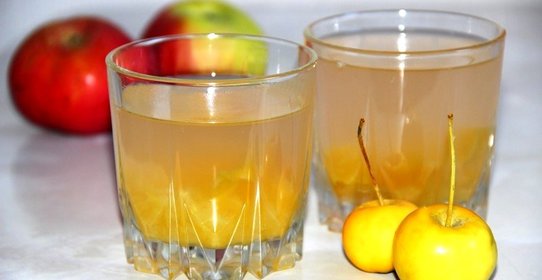 Компот из свежих яблок