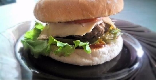 Сочный бургер