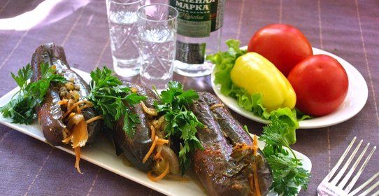 Маринованный баклажан с запеченным перцем