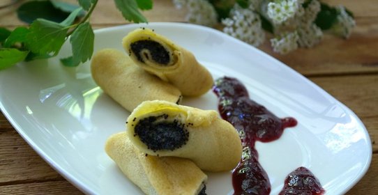 Блины с маковой начинкой