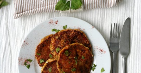 Лепешки из кабачков с брынзой