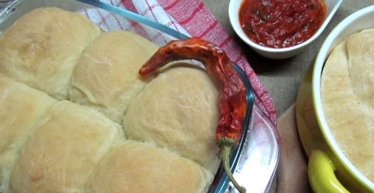 Булочки на кислом молоке