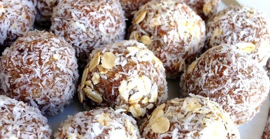 Шарики из фиников