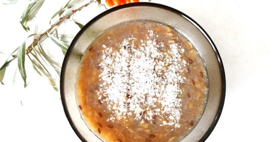 Полезная овсяная каша с бананом