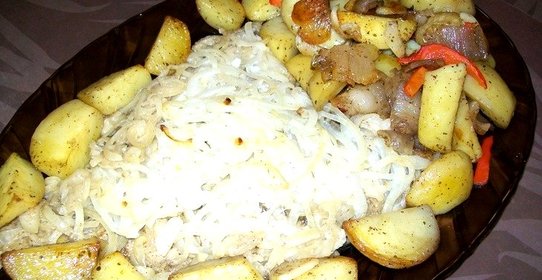 Камбала в духовке со сметаной