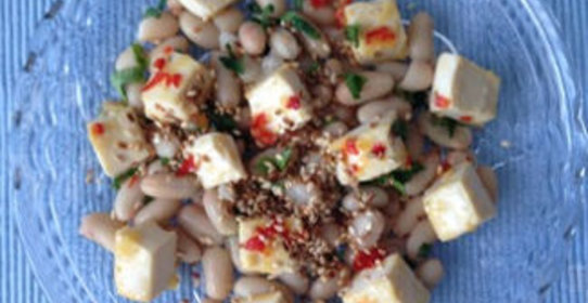 Салат из фасоли с тофу