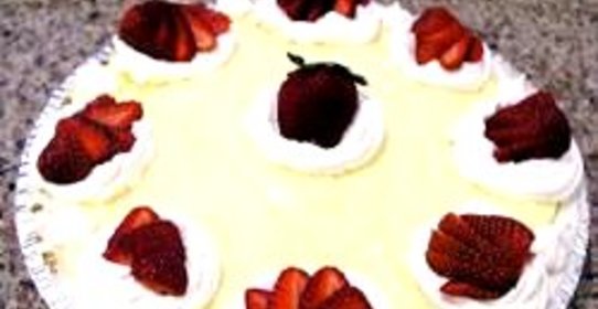 Легкий клубничный пирог