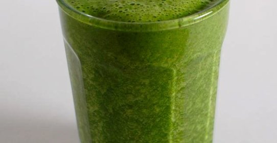Зеленый витаминный напиток для зимы