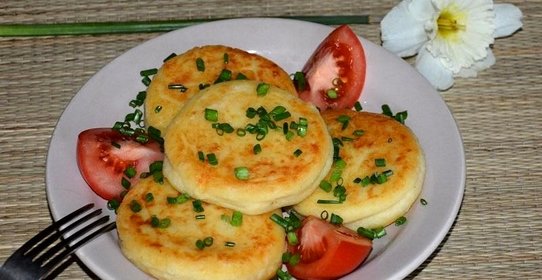 Сырные биточки с картофелем
