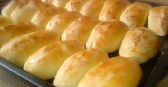 Пирожки с капустой и луком-пореем