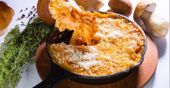 Лазанья болоньезе