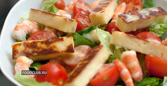 Салат с жареным сыром