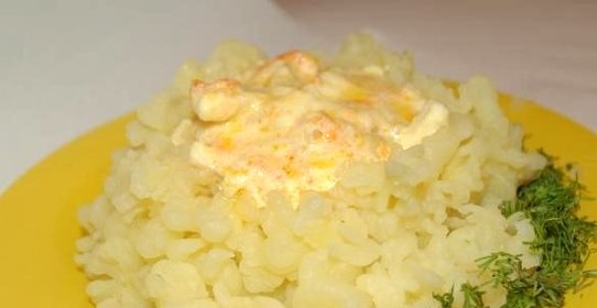 Кальмары в сметанном соусе