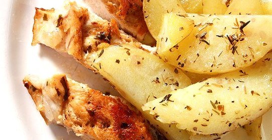 Жаркое из кролика с красным вином