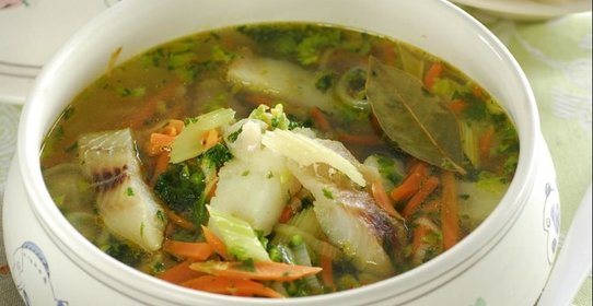 Рыбный суп с сельдереем