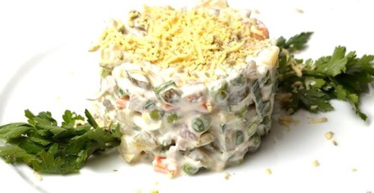 Оливье с яблоками