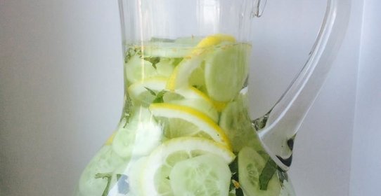 Летний детокс - вода Сасси