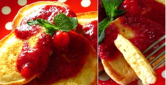 Оладьи с клубнично-мятным соусом