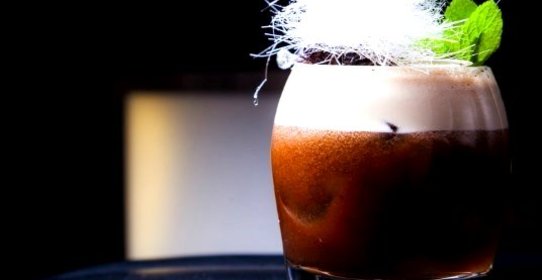 Коктейль Simplex из Мерседес бара