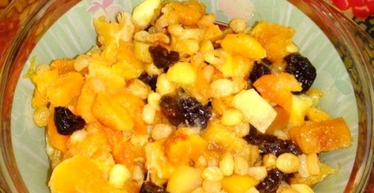 Тыква с сухофруктами в мультиварке