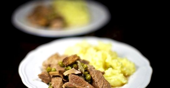 Мясо с лисичками